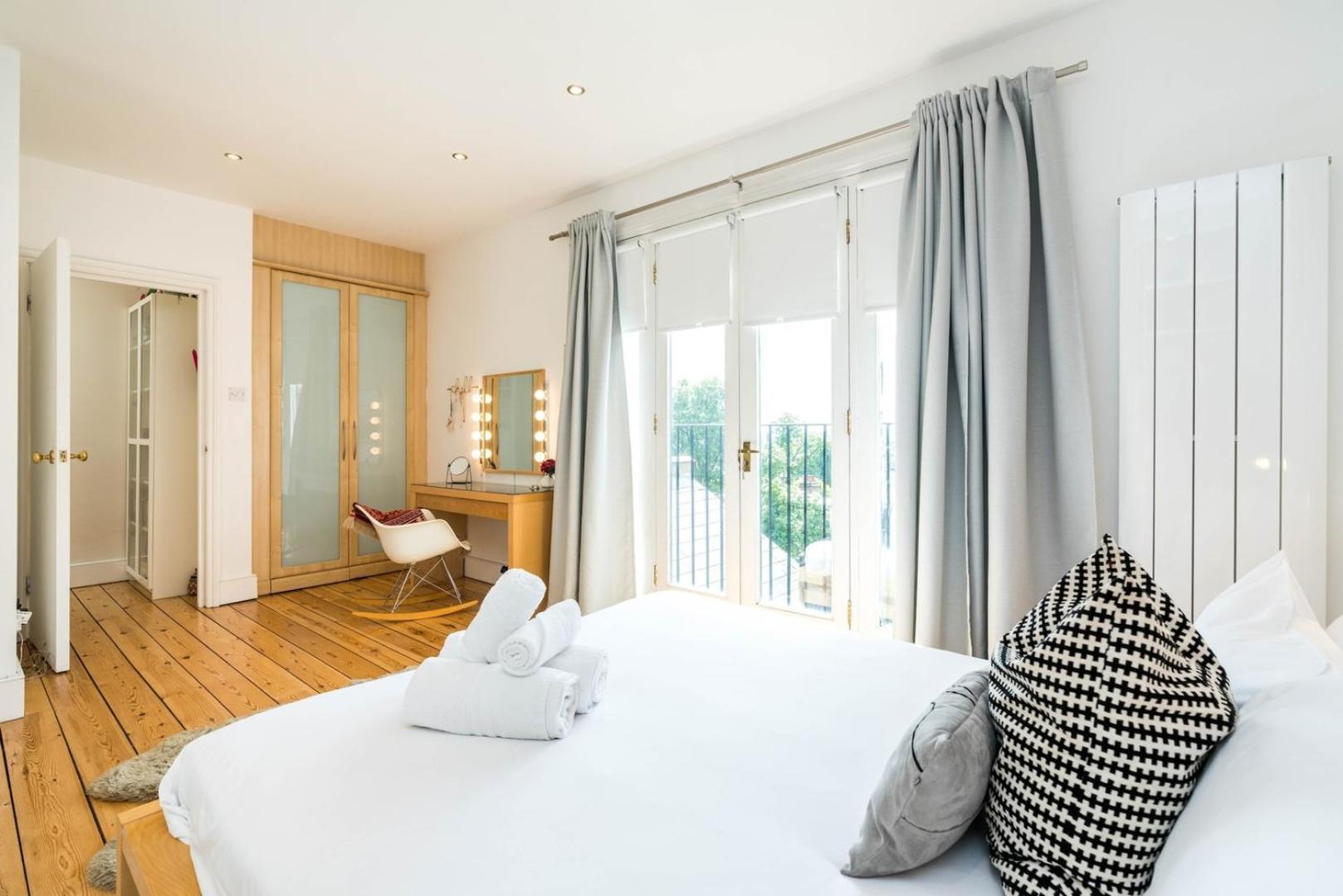 Beautiful 3Bd Home Forest Hill South ロンドン エクステリア 写真